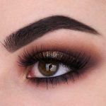 Make up occhi marroni: come scegliere i colori e come applicarlo
